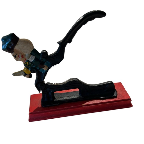 Vintage Nutcracker on Red Wooden Base - Picture 2 of 8